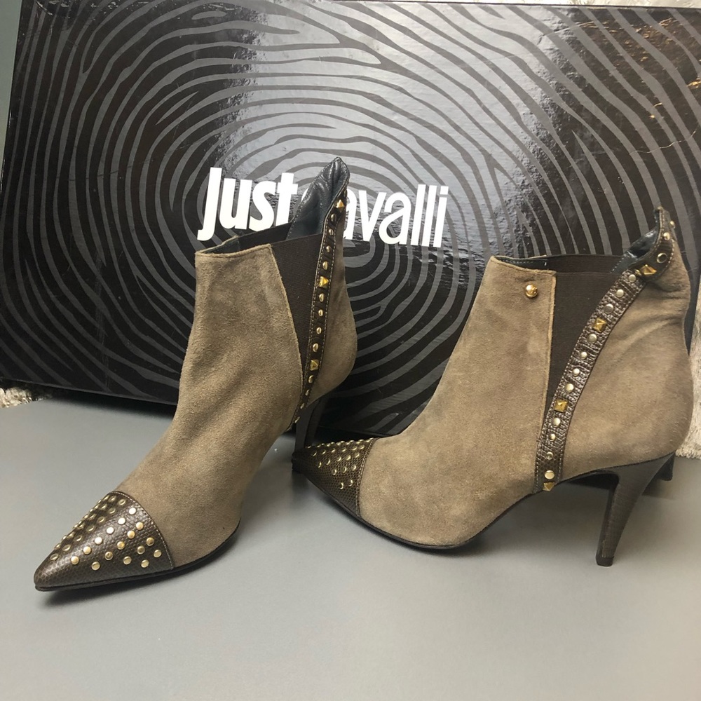 🔥24 HR PRICE🔥 Just Cavalli Low Booties